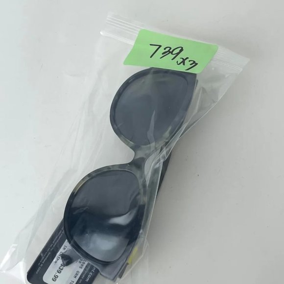 SG00739 Fashion MaxBlock Sunglasses For UNISEX Cat-Eye, POLARIZED Gray Gradient, - Picture 7 of 7